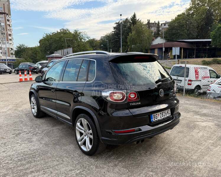 Volkswagen Tiguan 2.0 TDI R-LINE 4X4