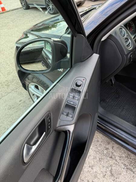 Volkswagen Tiguan 2.0 TDI R-LINE 4X4