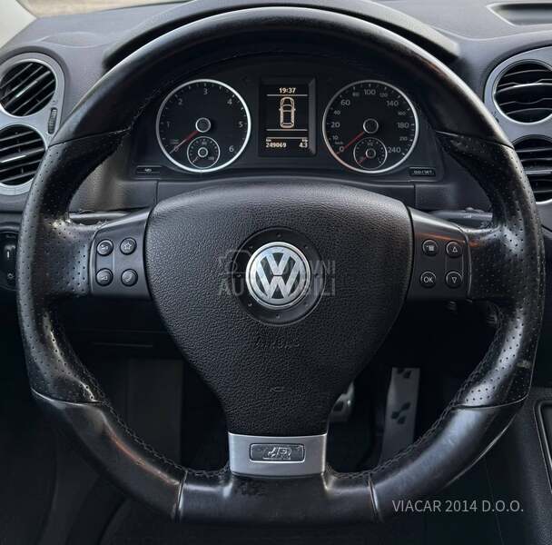 Volkswagen Tiguan 2.0 TDI R-LINE 4X4
