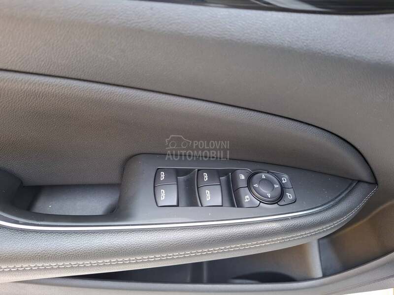 Opel Insignia 2.0 D 170 INNOV AT8