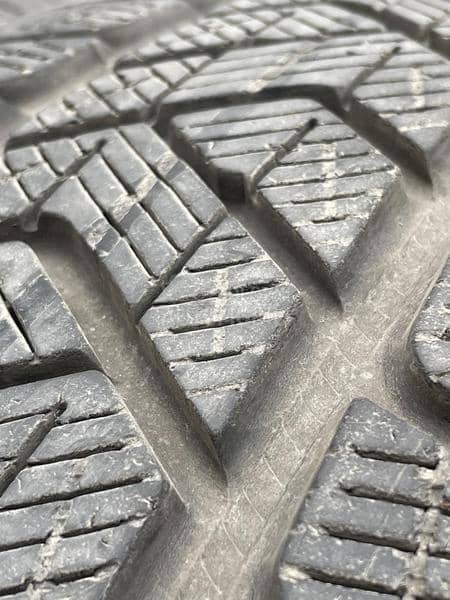 Pirelli 235/55 R18 Zimska