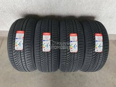 Petlas 255/40 R20 Zimska