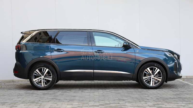Peugeot 5008 ROAD TRIP