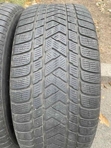 Pirelli 275/50 R20 Zimska