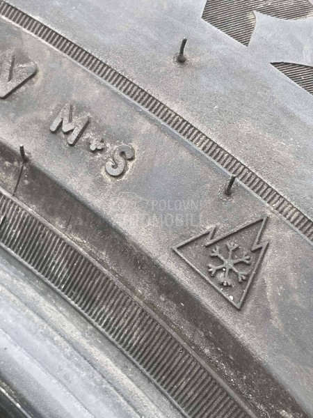 Pirelli 275/50 R20 Zimska