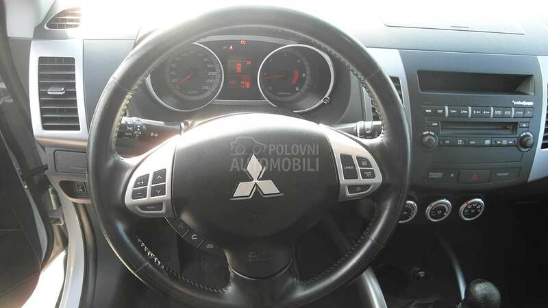 Mitsubishi Outlander 2.0 DiD