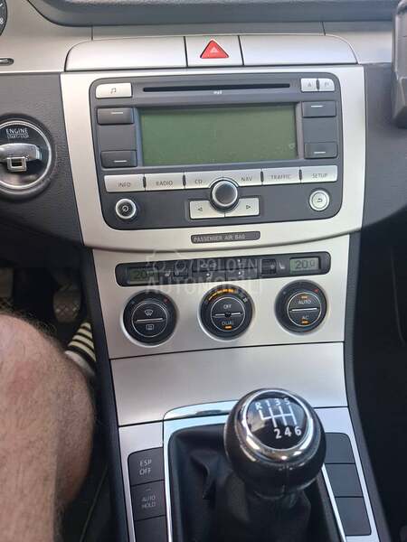Volkswagen Passat B6 1.6 FSI