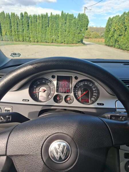 Volkswagen Passat B6 1.6 FSI