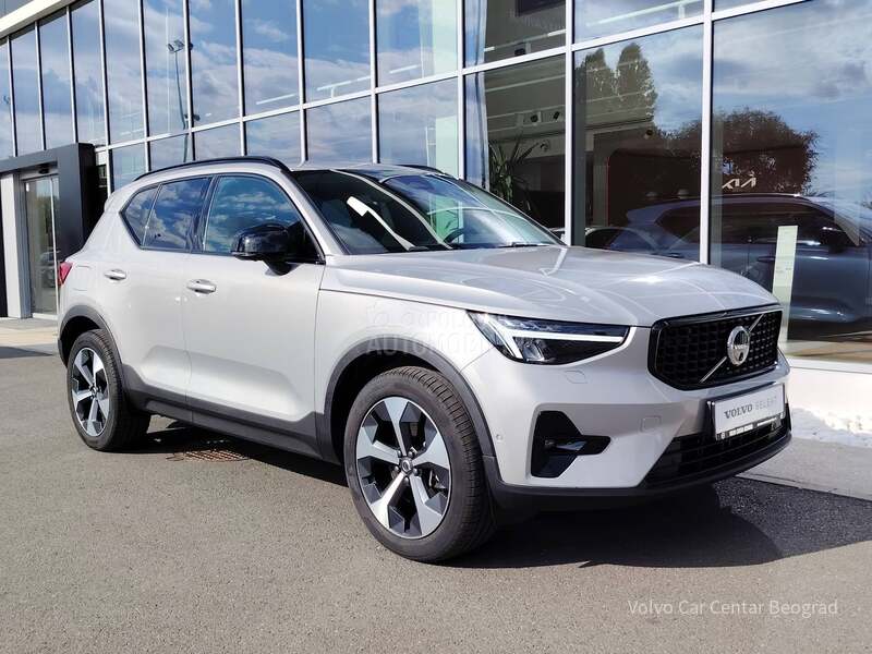 Volvo XC40 2.0 B3 ULTIMATE A/T