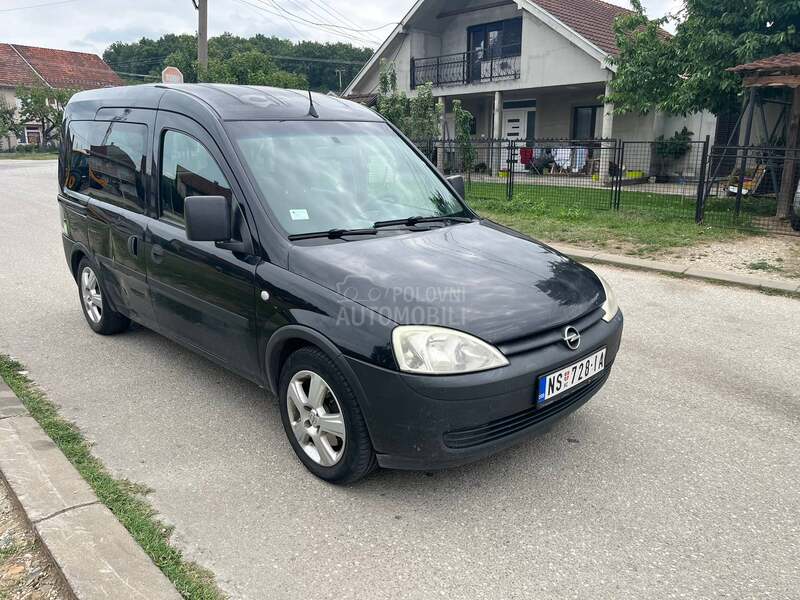 Opel Combo 1.6