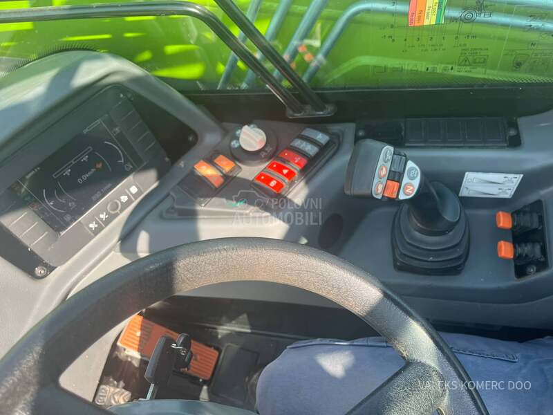 Claas Škorpion 7041 varipower