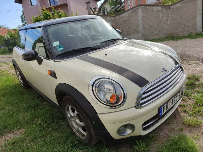 MINI Cooper 