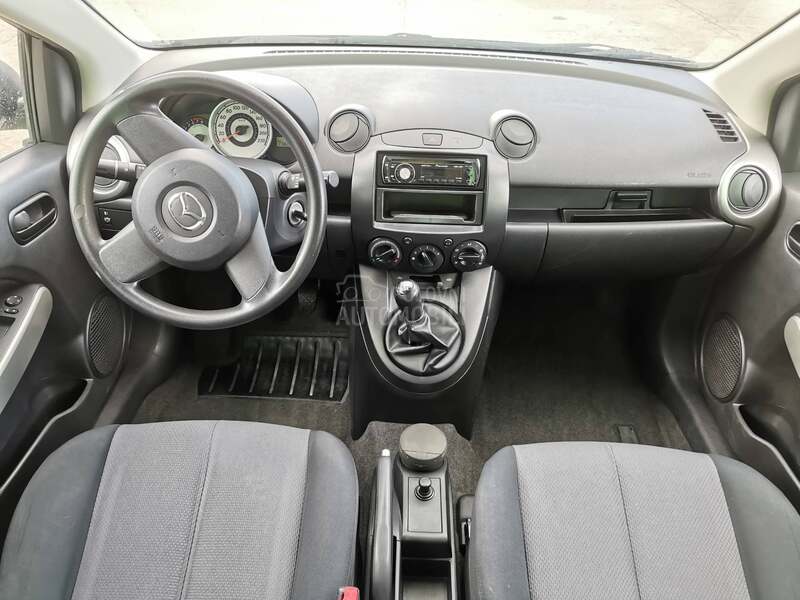 Mazda 2 1.3 / 0dlicna