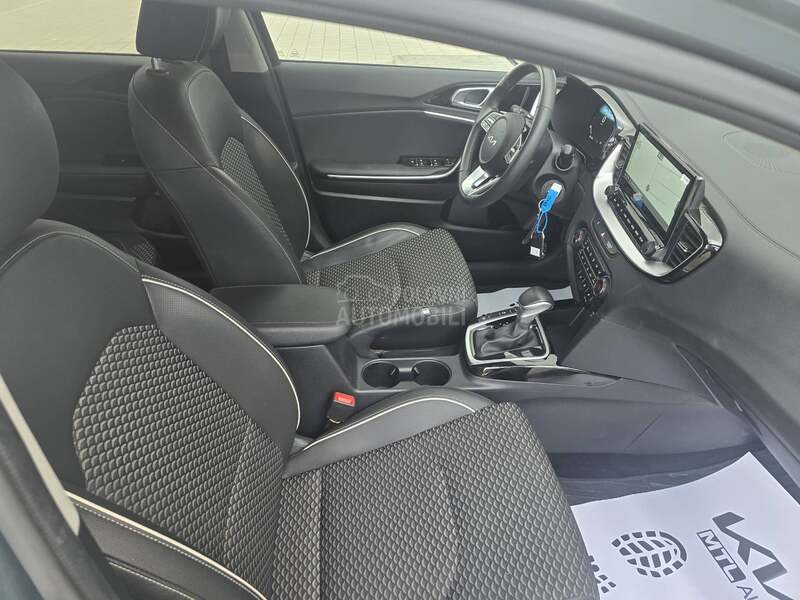 Kia XCeed 1.5 T-GDI FLOW PLUS