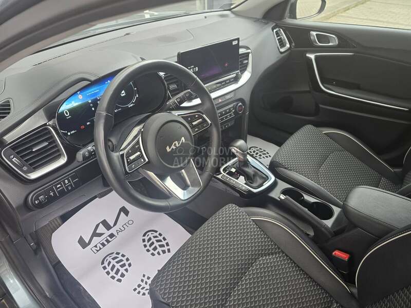 Kia XCeed 1.5 T-GDI FLOW PLUS