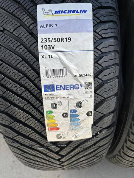 Michelin 235/50 R19 Zimska