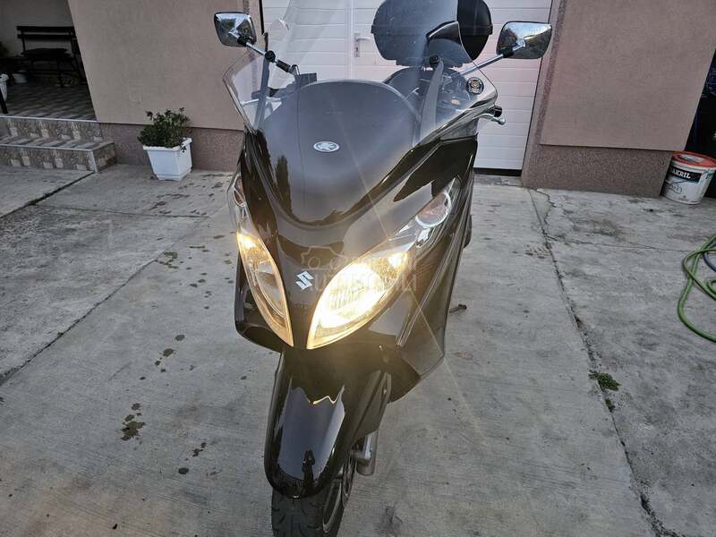 Suzuki burgman