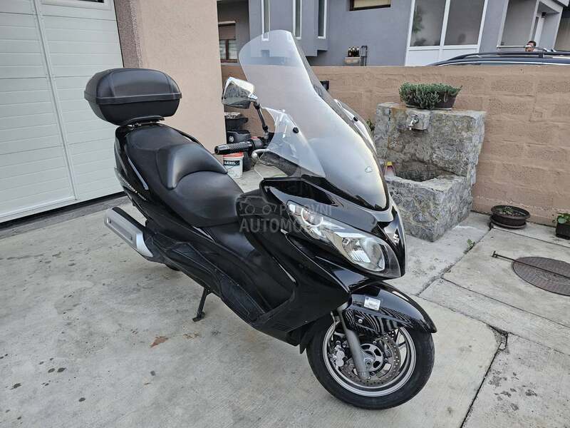 Suzuki burgman