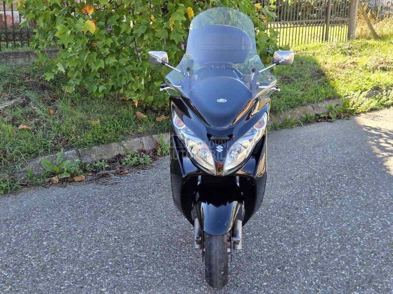 Suzuki burgman