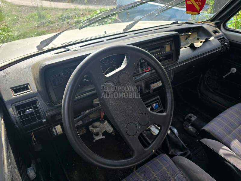 Volkswagen Golf 1 JGL
