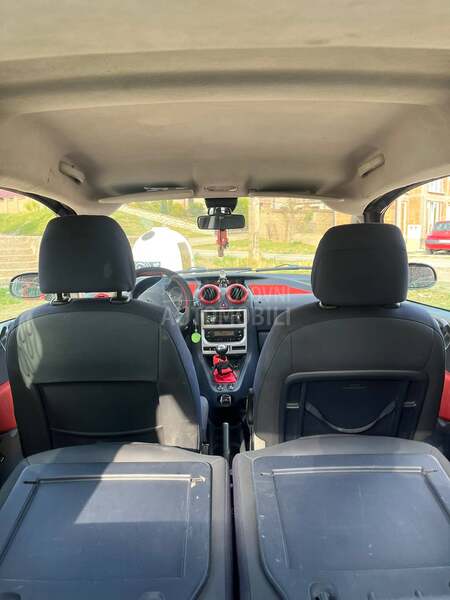 Peugeot 1007 Gt