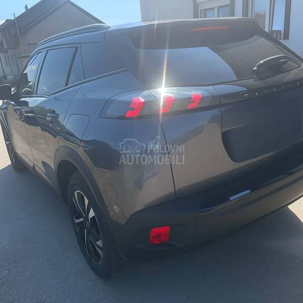 Peugeot 2008 ALLURE/3D KOKPIT