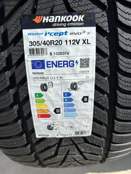 Hankook 305/40 R20 Zimska