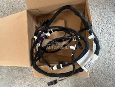 Instalacija u prednjim vratima za Audi A3 od 2003. do 2012. god.