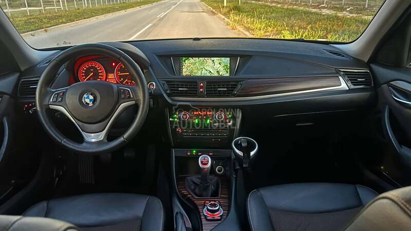 BMW X1 X-line NOV