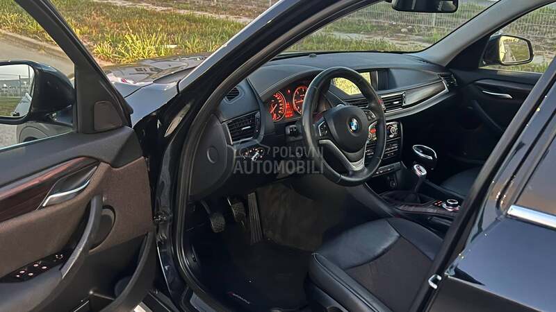 BMW X1 X-line NOV