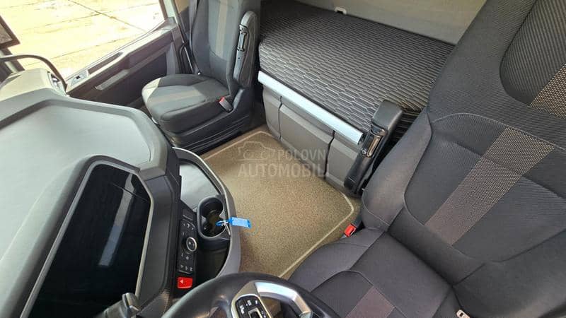 DAF XFn 480 EURO 6 Midi