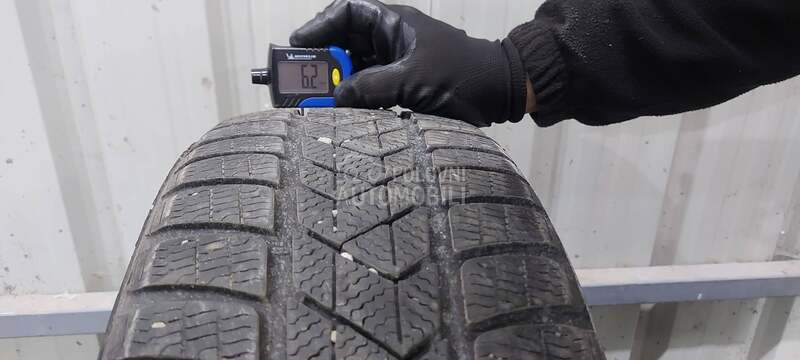 Pirelli 215/55 R18 Zimska