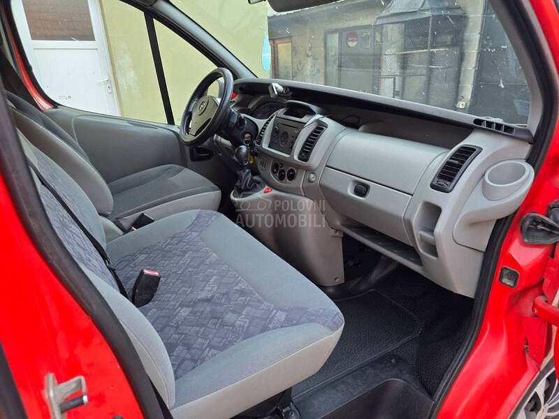 Opel Vivaro 