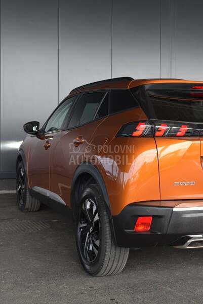 Peugeot 2008 1.2 Allure AT