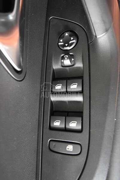 Peugeot 2008 1.2 Allure AT