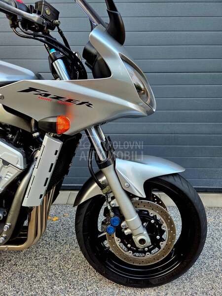 Yamaha FZS 1000 Fazer