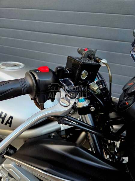 Yamaha FZS 1000 Fazer
