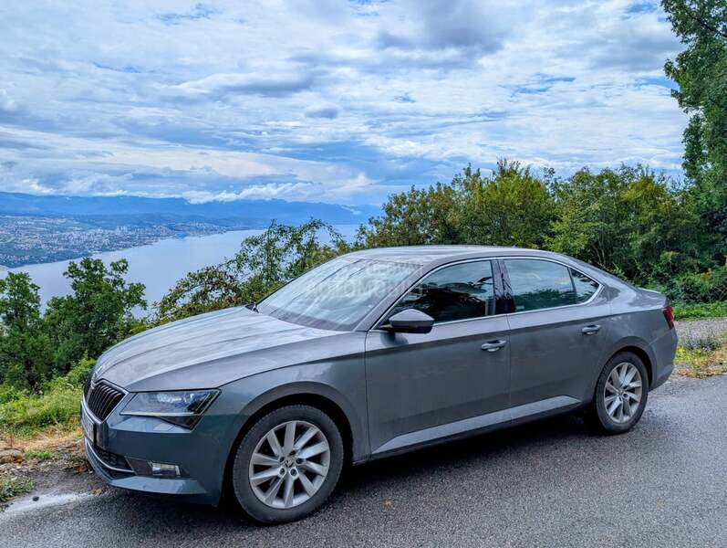 Škoda Superb 2.0 TDI Ambition