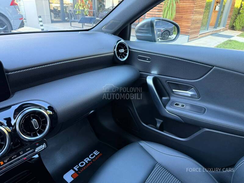 Mercedes Benz A 200 d Pano