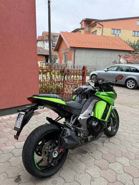 Kawasaki Z1000SX