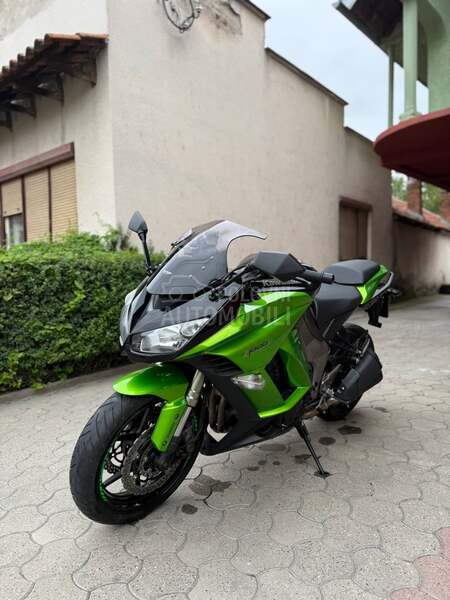Kawasaki Z1000SX