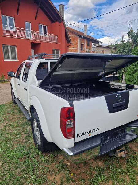 Nissan Navara 3.0 V6 N1
