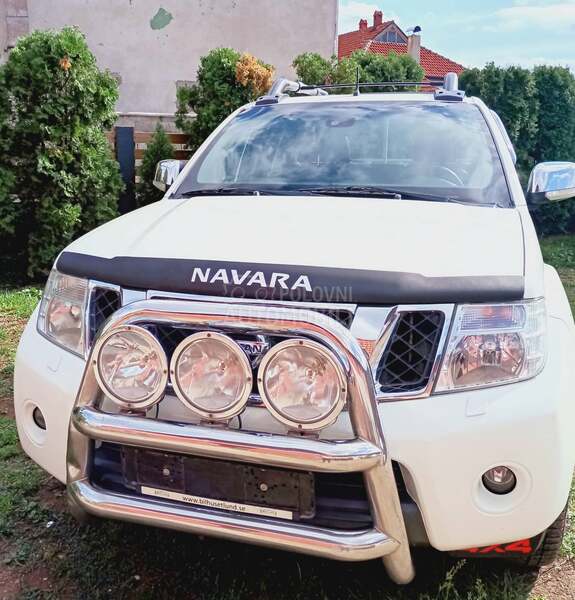 Nissan Navara 3.0 V6 N1