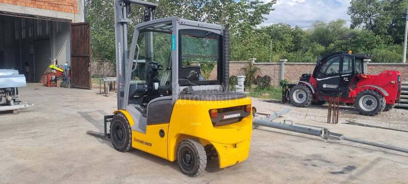 Jungheinrich DFG 425