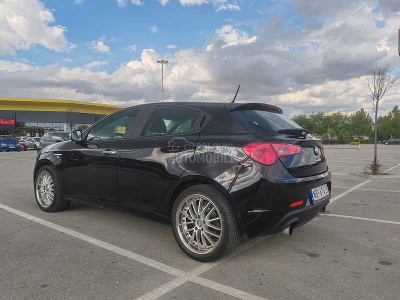Alfa Romeo Giulietta 