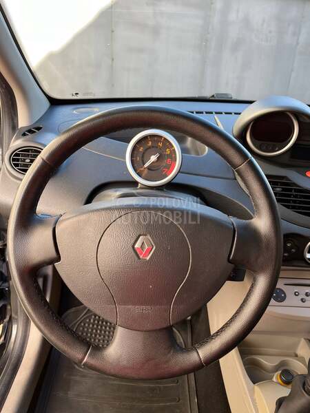 Renault Twingo 1.2 16v SPORT