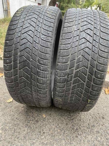 Pirelli 265/40 R22 Zimska