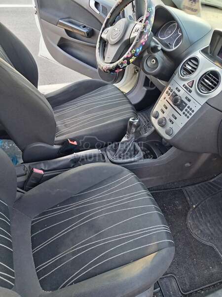 Opel Corsa D 