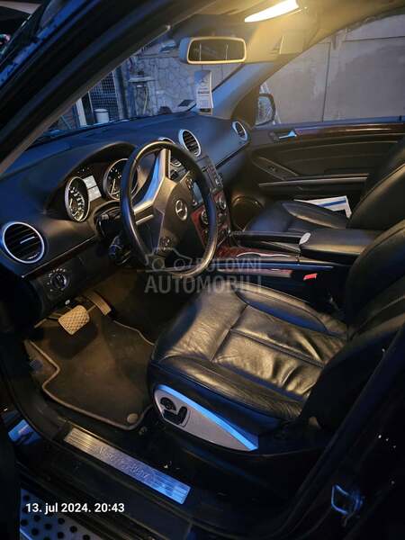 Mercedes Benz GL 450 