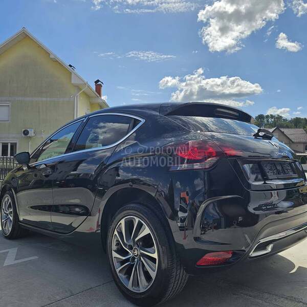 Citroen DS4 1,6 E HDI